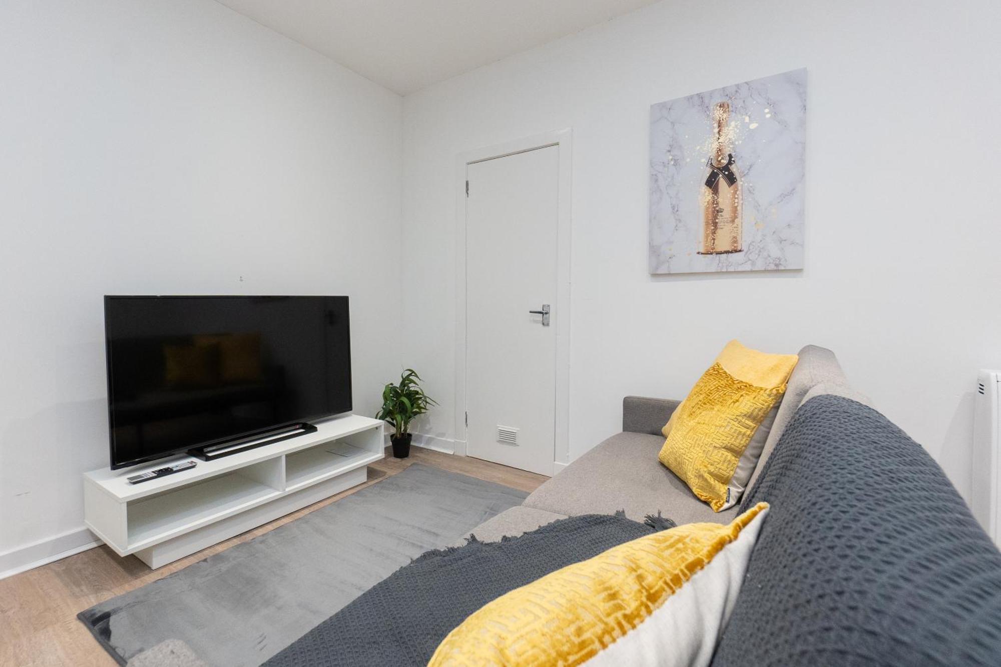 - Sja - 1 Bed Apartment
