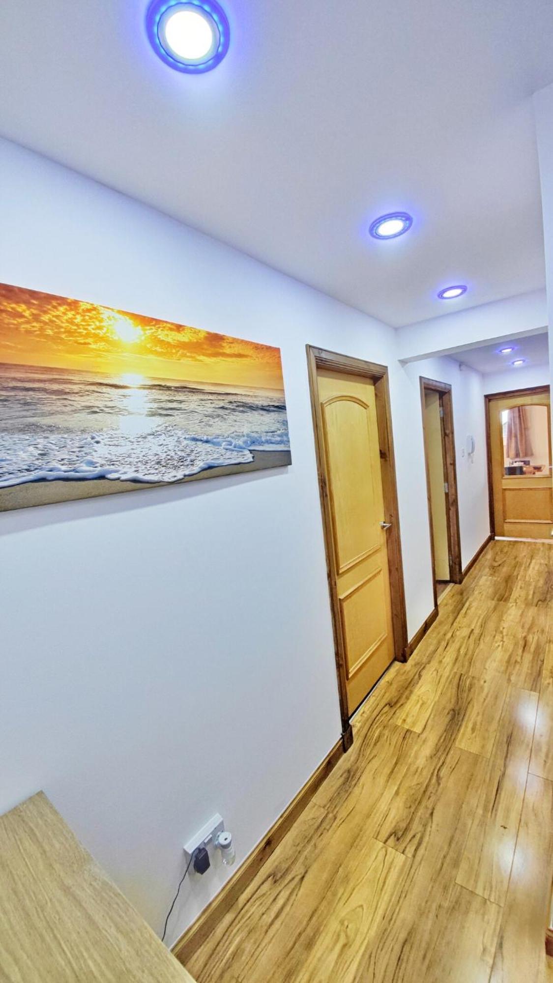 Apartment Fresh, Bright&Comfy 2Bedroom Flat Near University