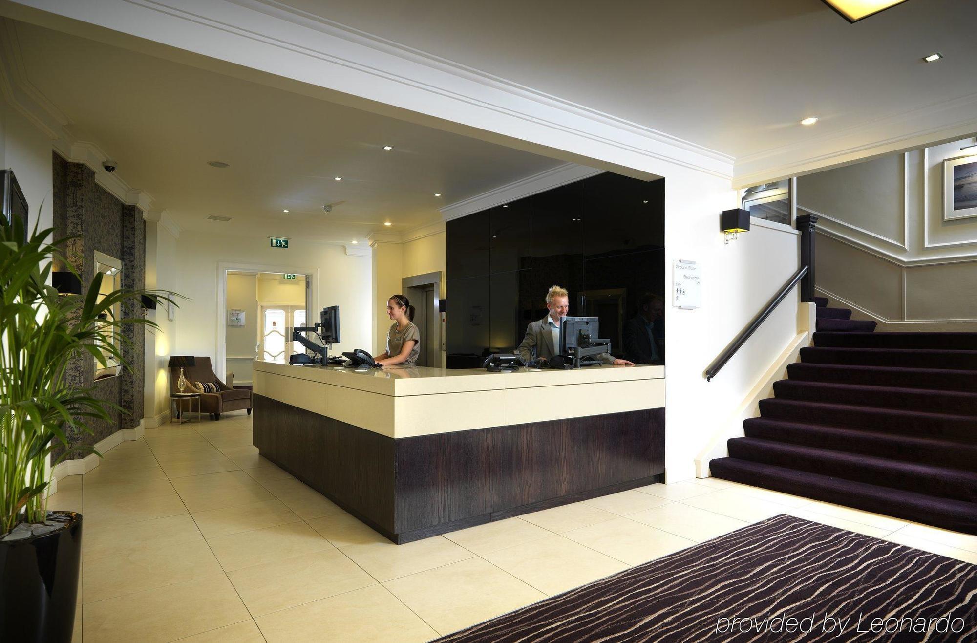 Mercure Caledonian 4*