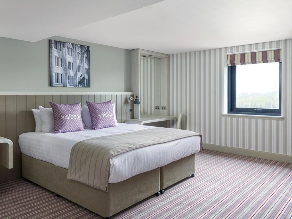 Hotel Village 4*