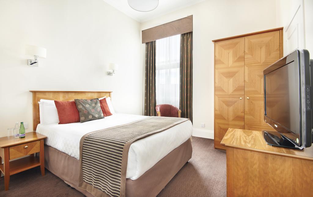 Hotel Mercure Caledonian 4*
