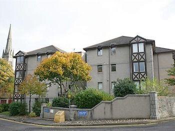 Apartment Whinhill Gate