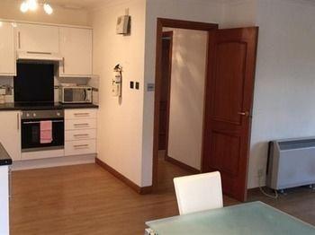 Apartment Whinhill Gate