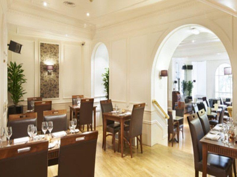 Hotel Mercure Caledonian 4*