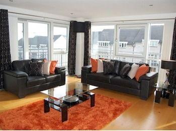 Apartment Shaw Crescent *