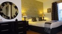 Oakhill Centre - West End Apartment *