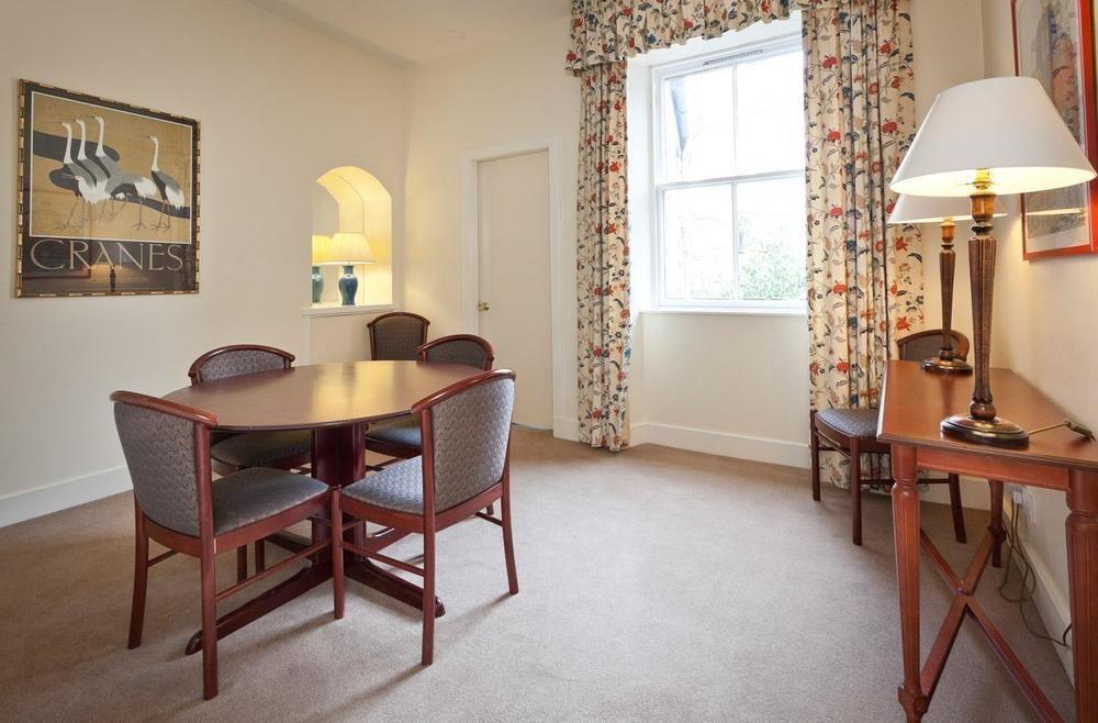 Skene House Hotelsuites - Whitehall 4*