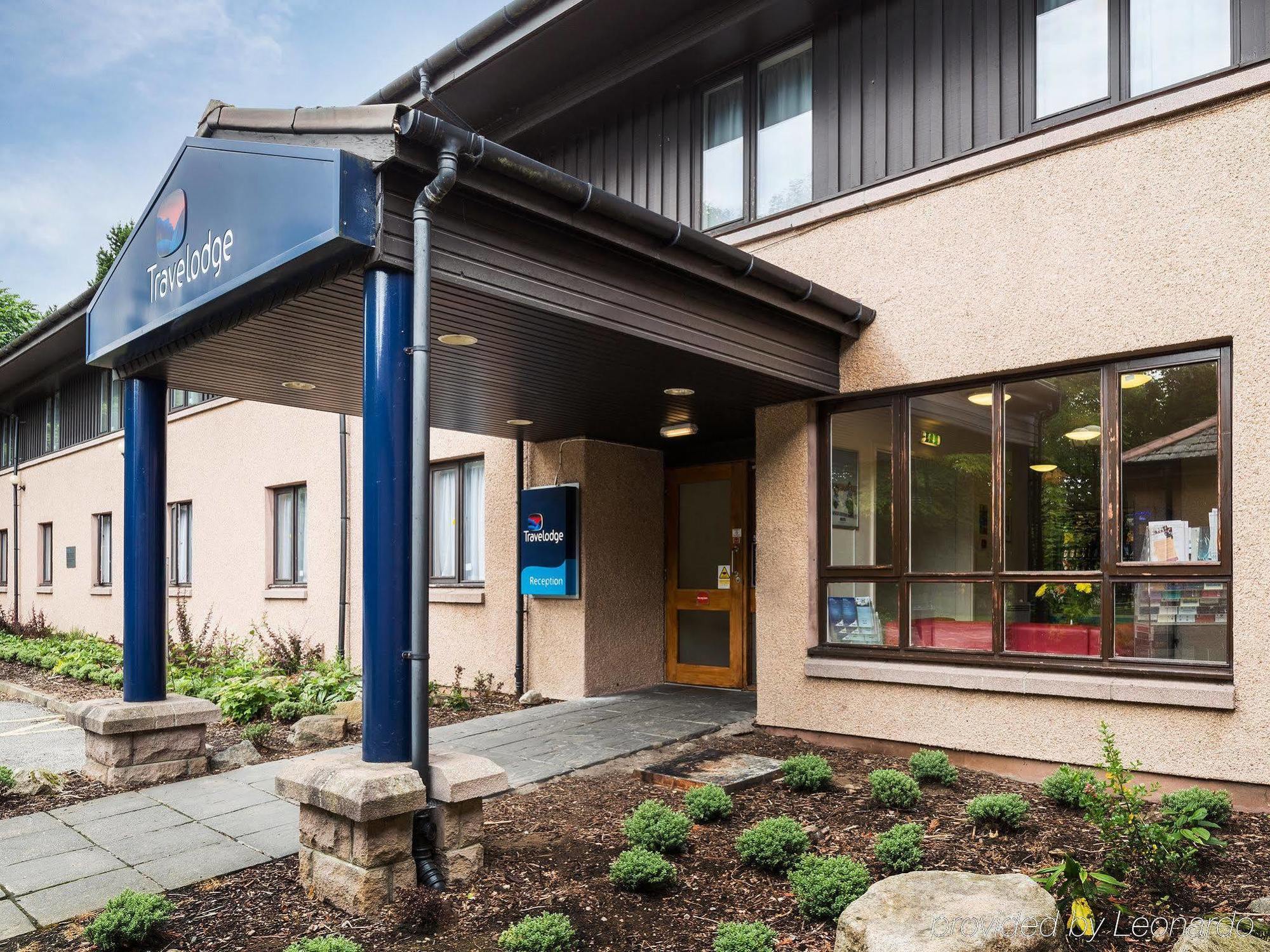 Travelodge Airport Hotel 3*