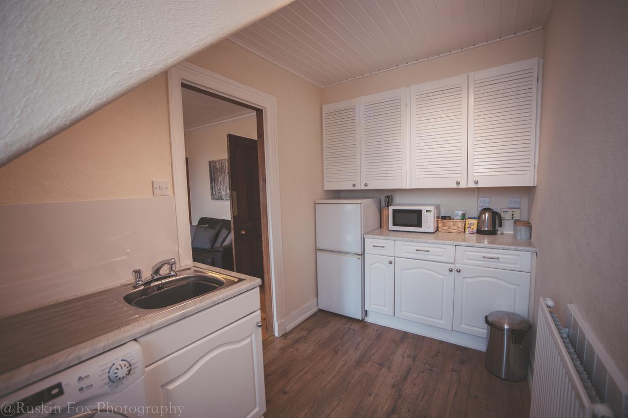 Apartment Bright & Airy Two Bed Set In Granite *