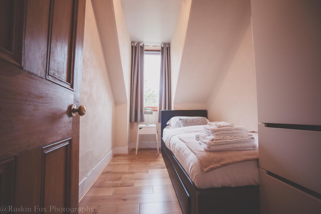 Apartment Bright & Airy Two Bed Set In Granite *