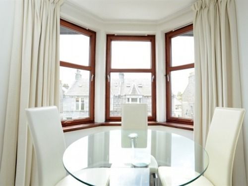 Stanley Street Apartment