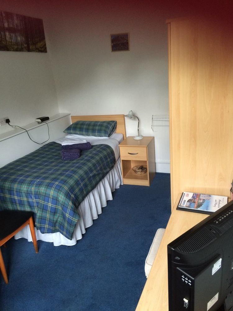 Armadale 3* Aberdeen