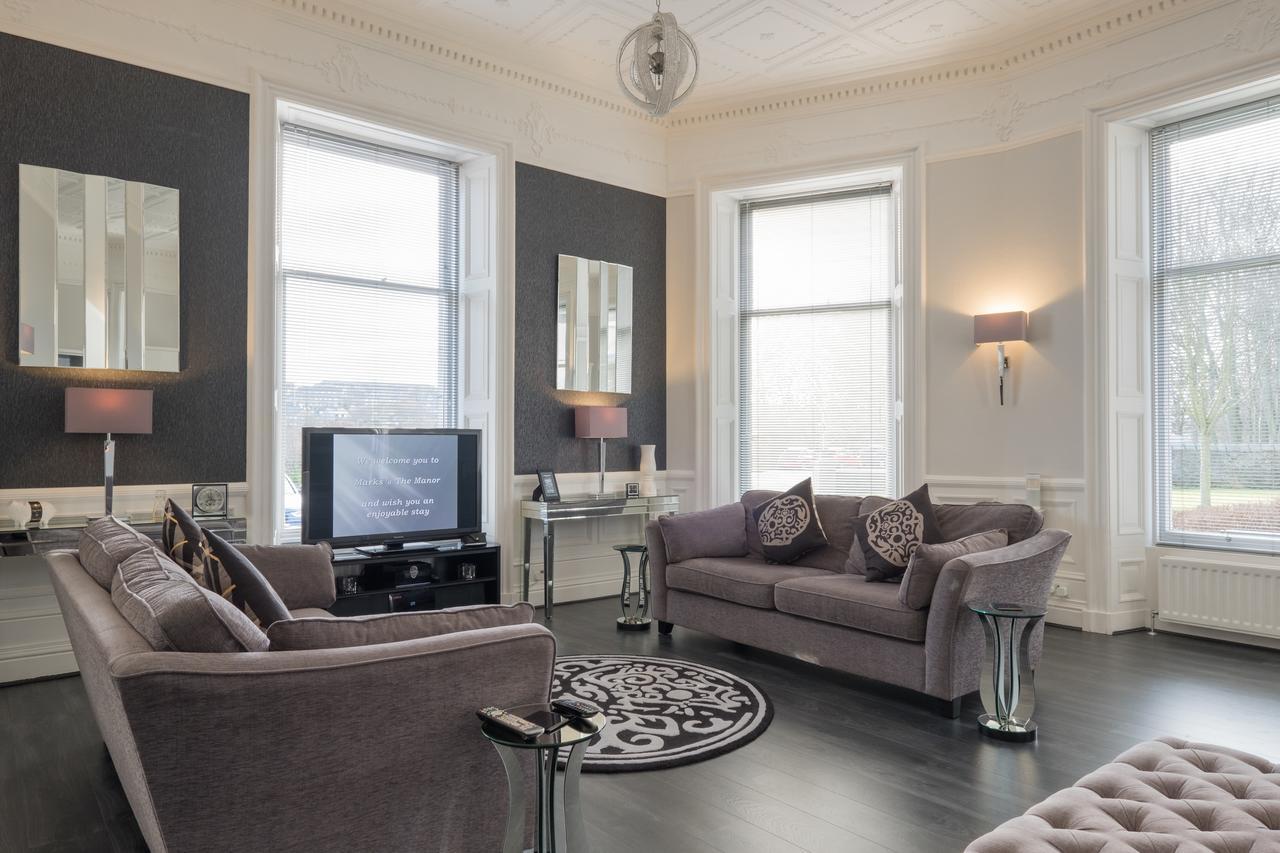 Marks At The Manor Luxury Riverside - Sleeps Up To 4, With Parking And Sky Tv *