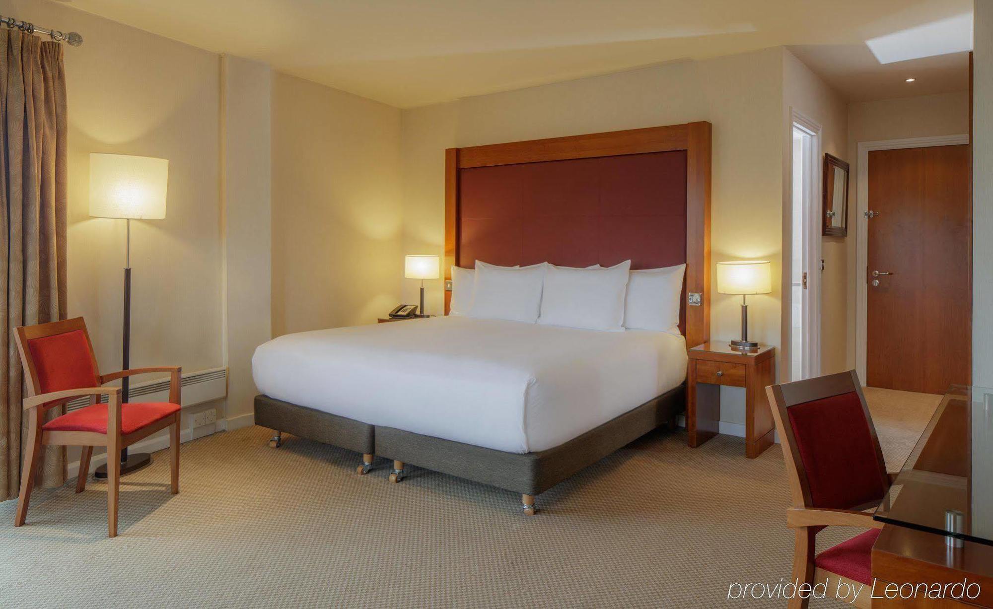 Doubletree By Hilton Centre Hotel