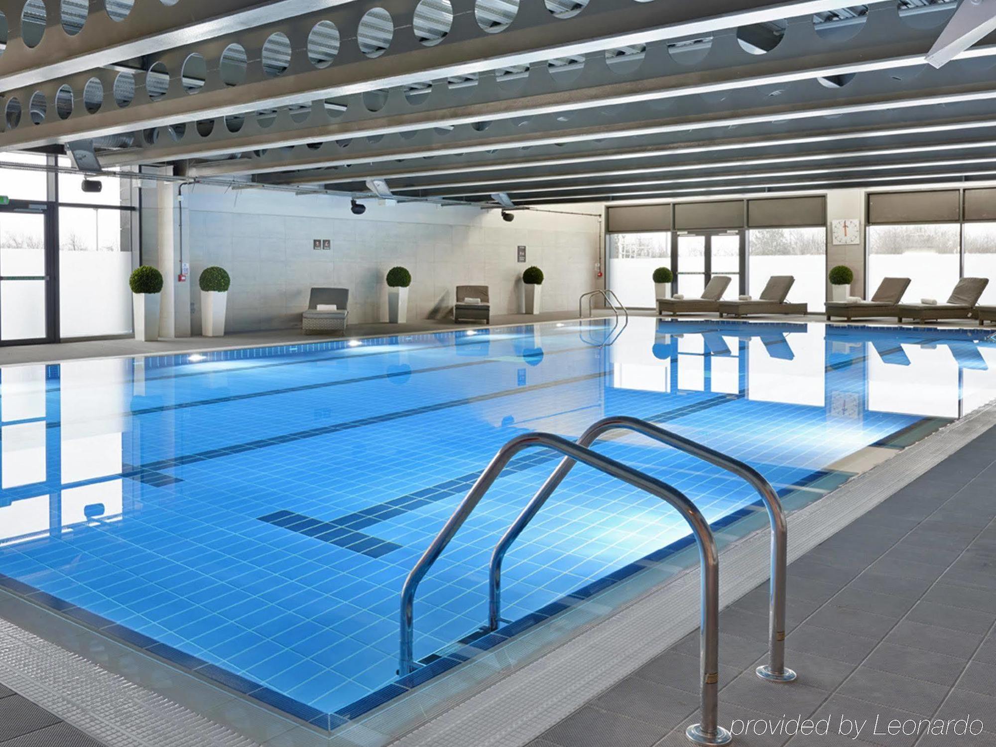Village Hotel 4*