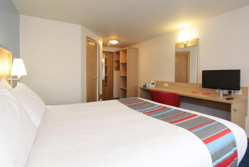 Travelodge Central 3* Aberdeen