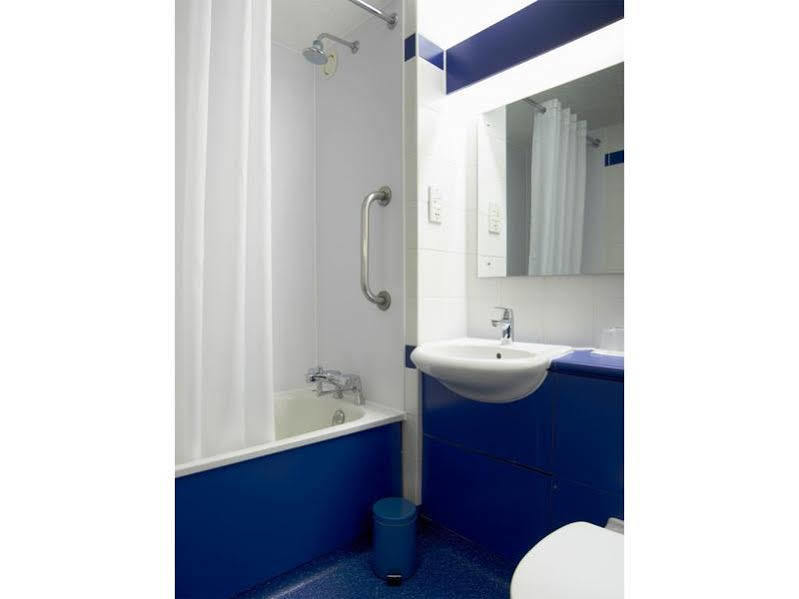 Travelodge Central Hotel