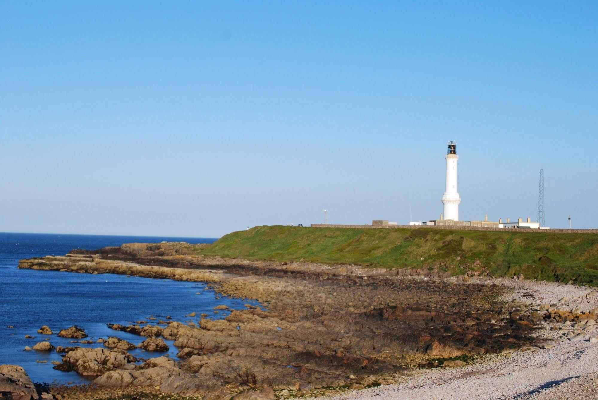 Lighthouse - Coastal, Dolphins Aberdeen