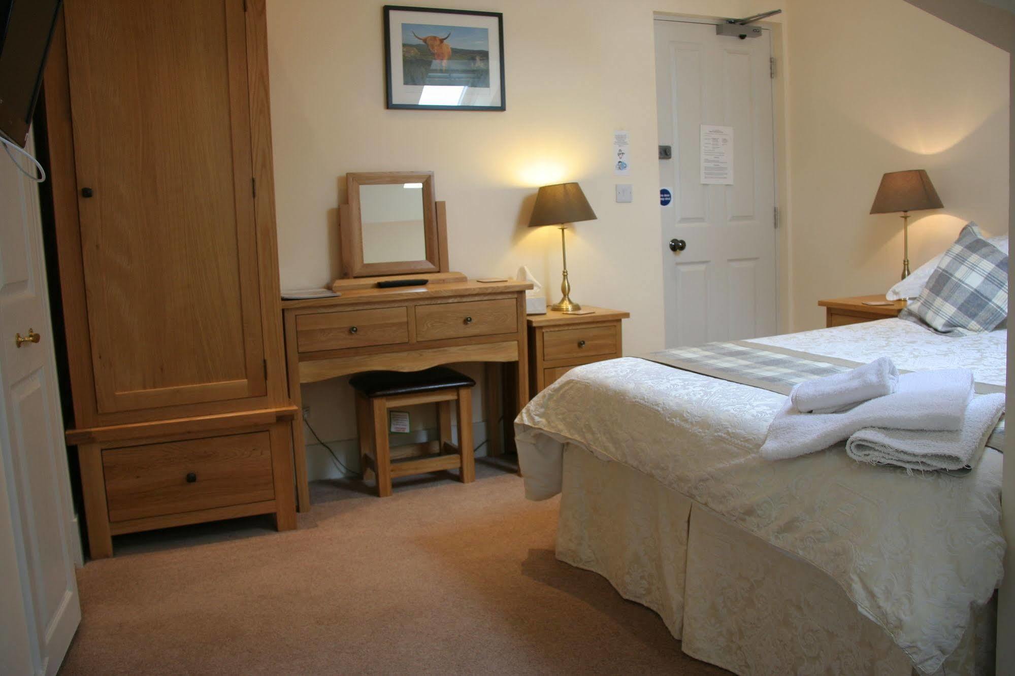 Aurora 4* Aberdeen