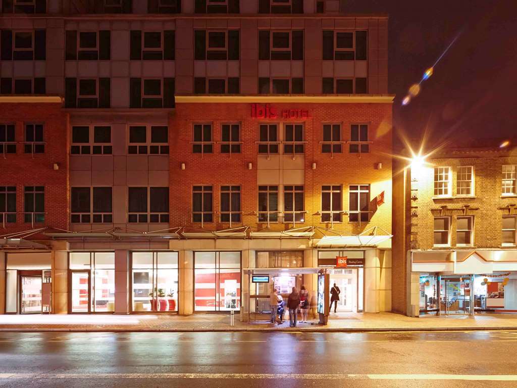 Hotel Ibis Centre - Quayside 3*