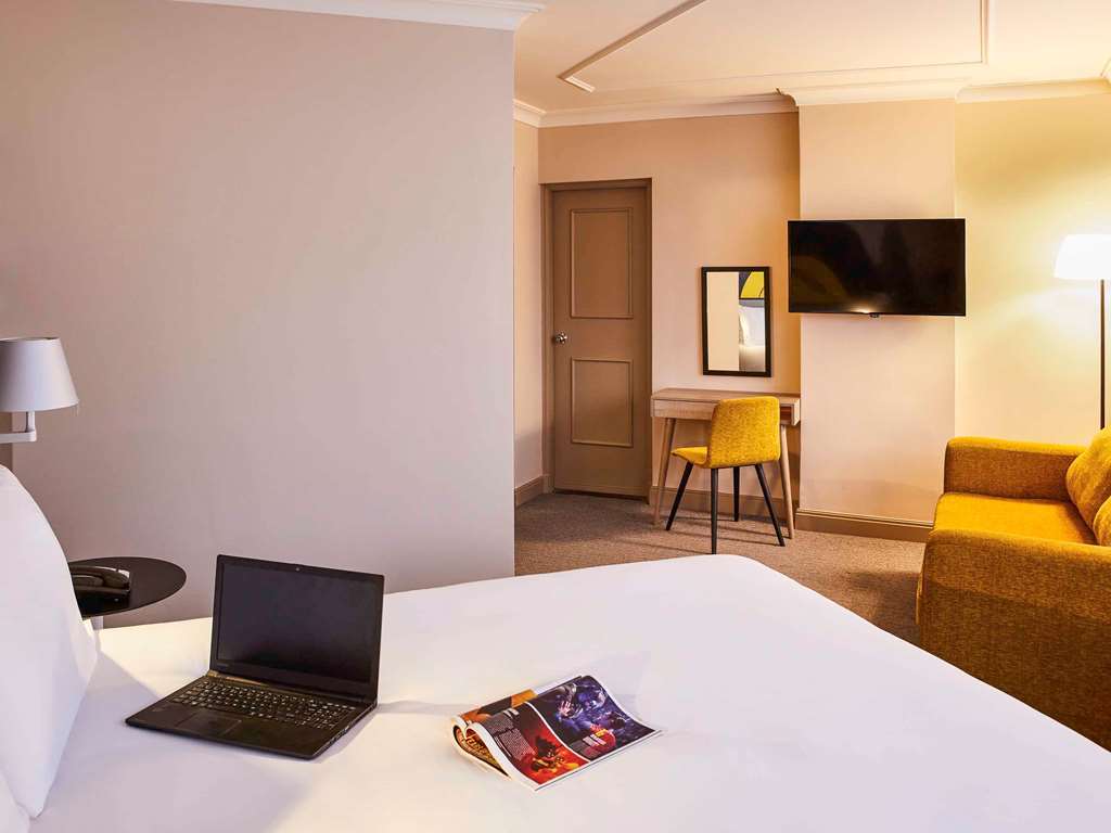 Mercure Caledonian Hotel