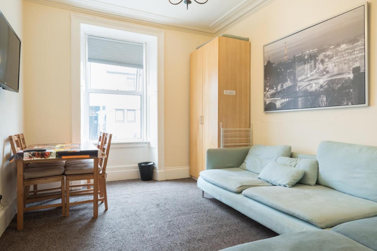 George Street 2 Bed Apart Apartment