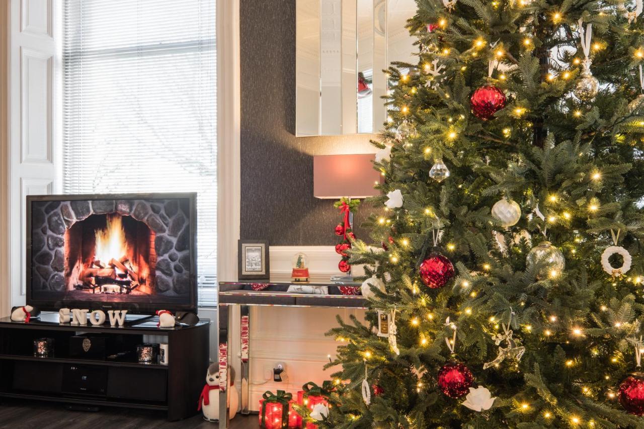 Apartment Marks At The Manor Luxury Riverside - Sleeps Up To 4, With Parking And Sky Tv