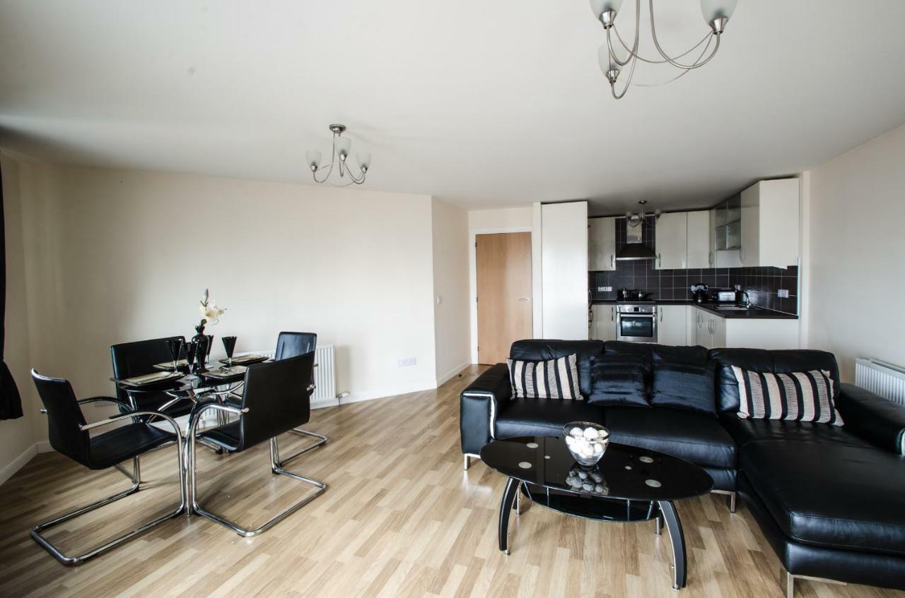 Centre Orange - Portland Street Apartment