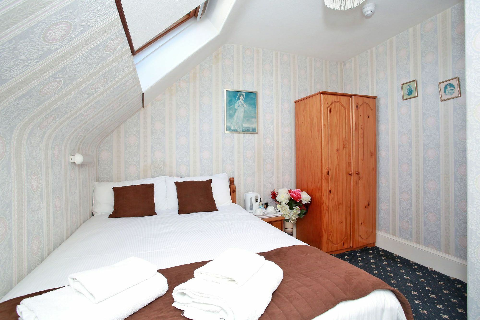 Citihouse West End 3*