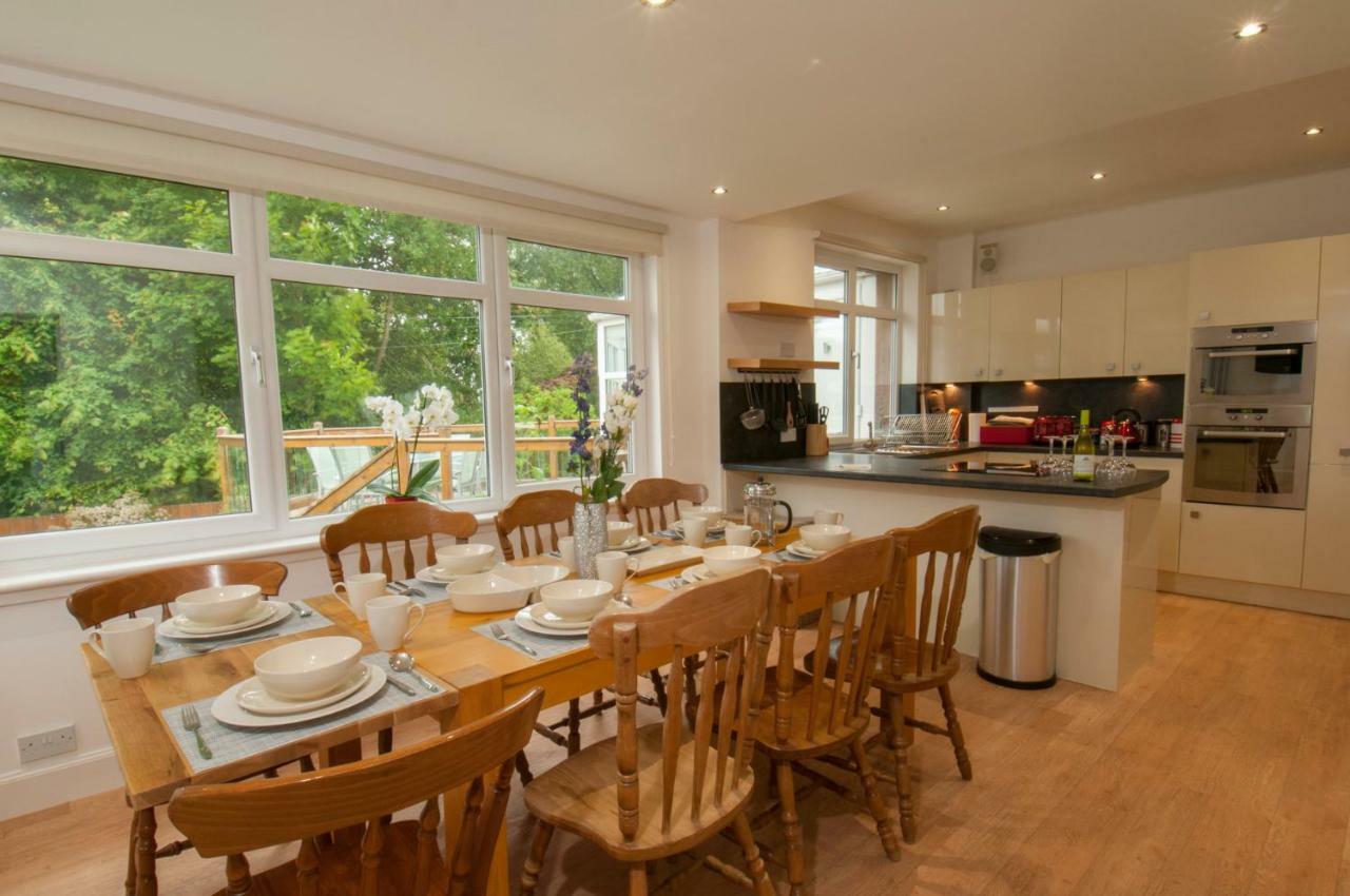 Viewfield Gardens West End 4 Bedroom House *