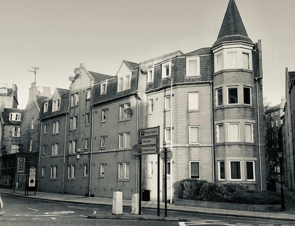 Central Spacious 2 Bedroom By Union Square Free Parking Apartment Aberdeen