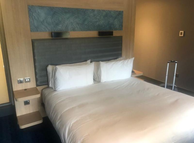Aloft Teca 3*