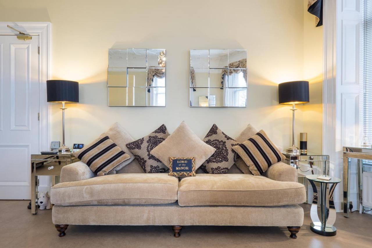 Marks At The Manor Luxury Riverside - Sleeps Up To 4, With Parking And Sky Tv Apartment