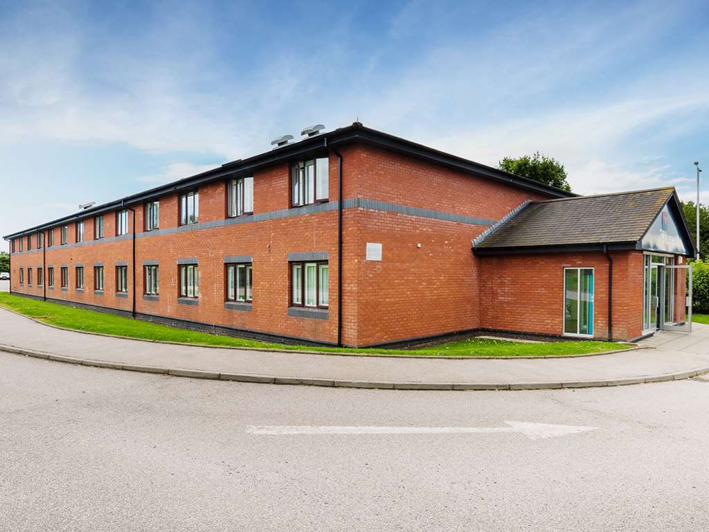 Travelodge Bucksburn 3*