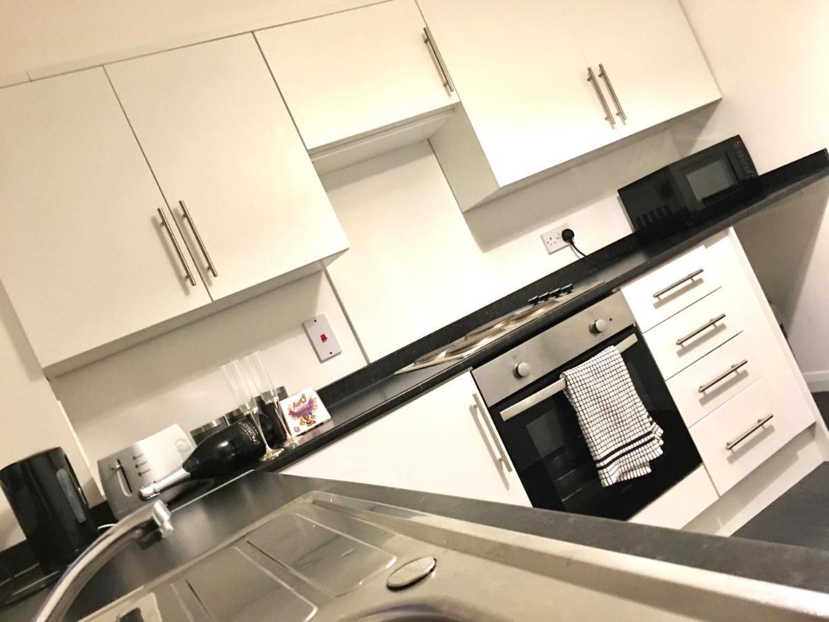 Central Spacious 2 Bedroom By Union Square Free Parking Aberdeen
