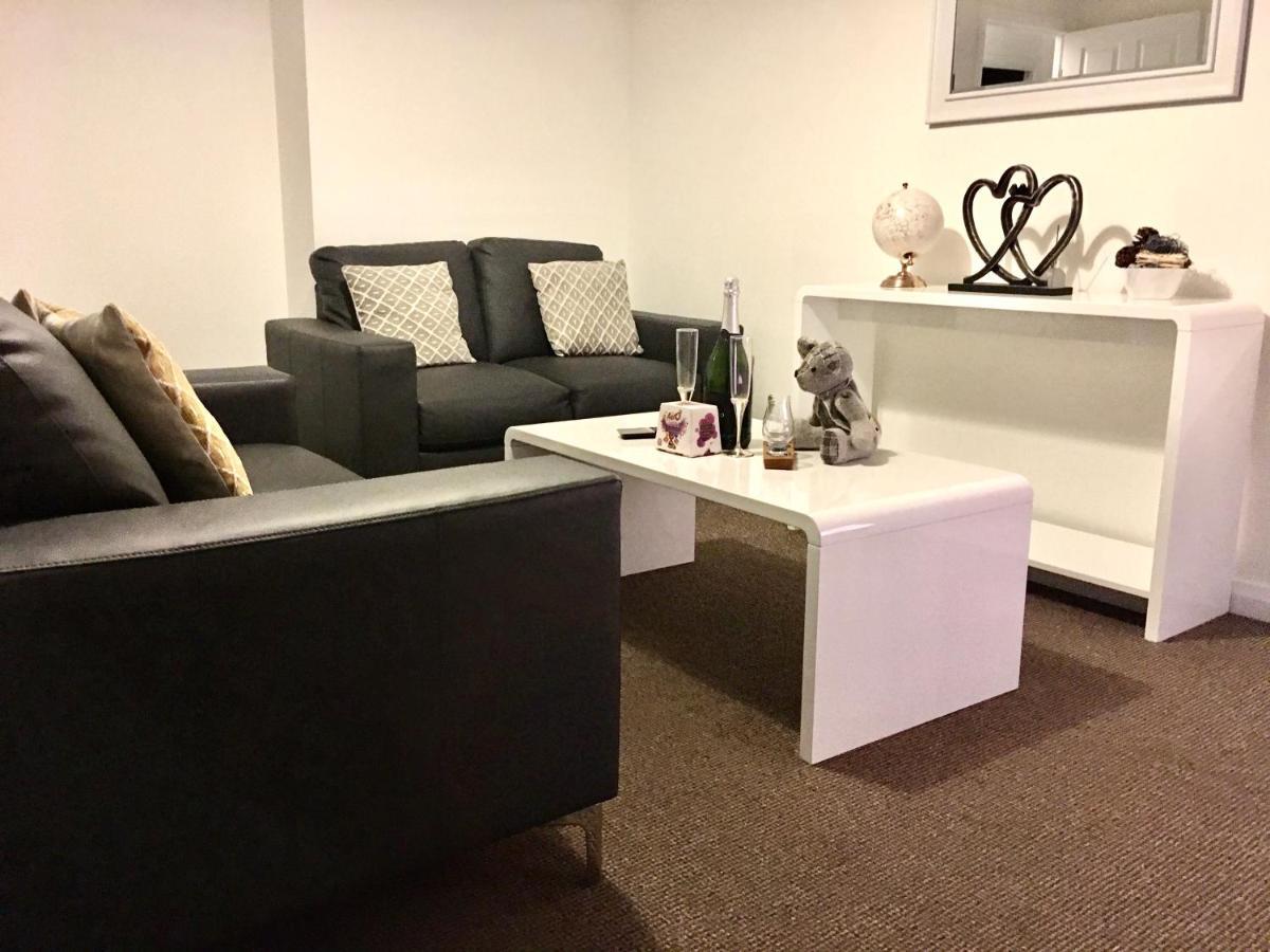 Central Spacious 2 Bedroom By Union Square Free Parking Apartment Aberdeen