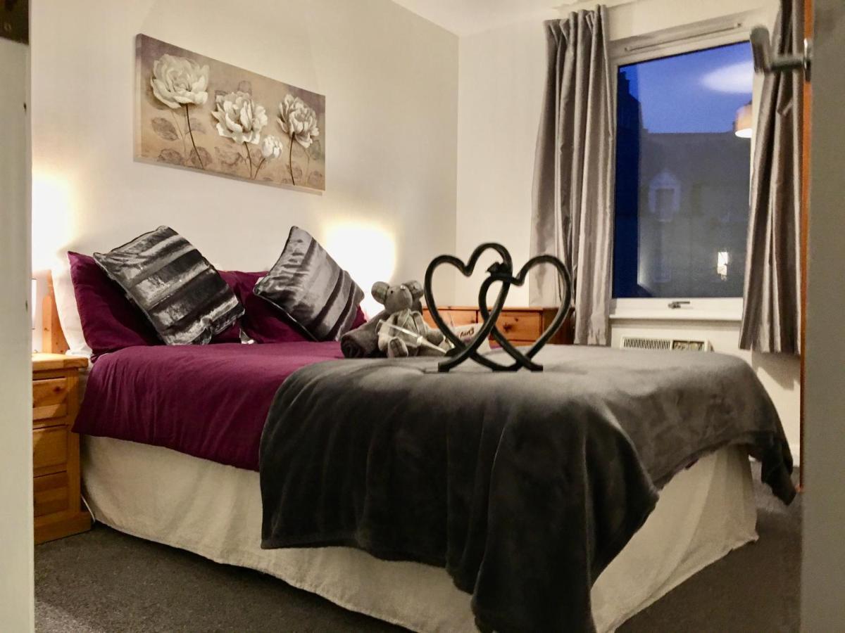 Central Spacious 2 Bedroom By Union Square Free Parking Apartment Aberdeen