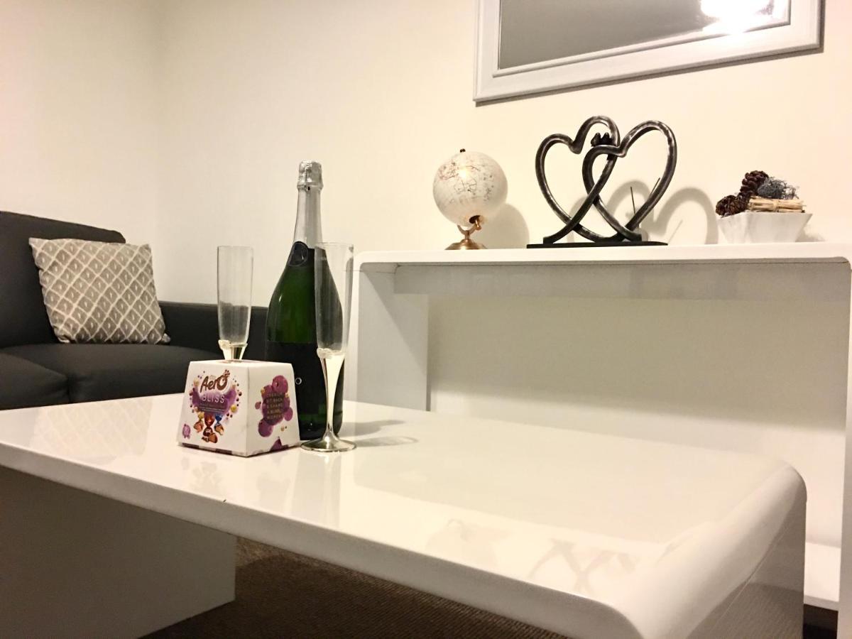 Central Spacious 2 Bedroom By Union Square Free Parking Apartment Aberdeen