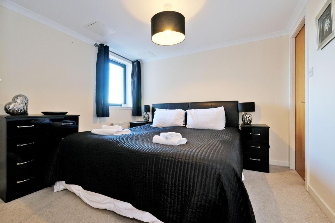 Apartment Orangeapartments Riverside Drive,5 Minutes From Centre