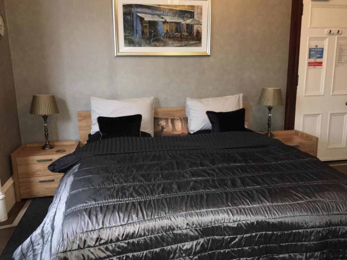 Hannahs Guest house 3*
