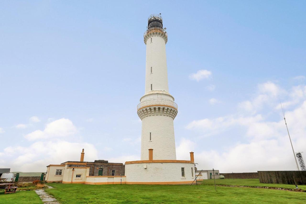 Lighthouse - Coastal, Dolphins Holiday home Aberdeen