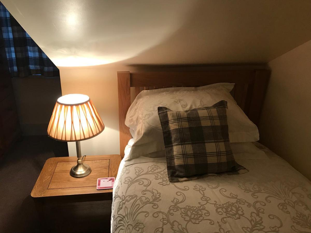 Aurora 4*