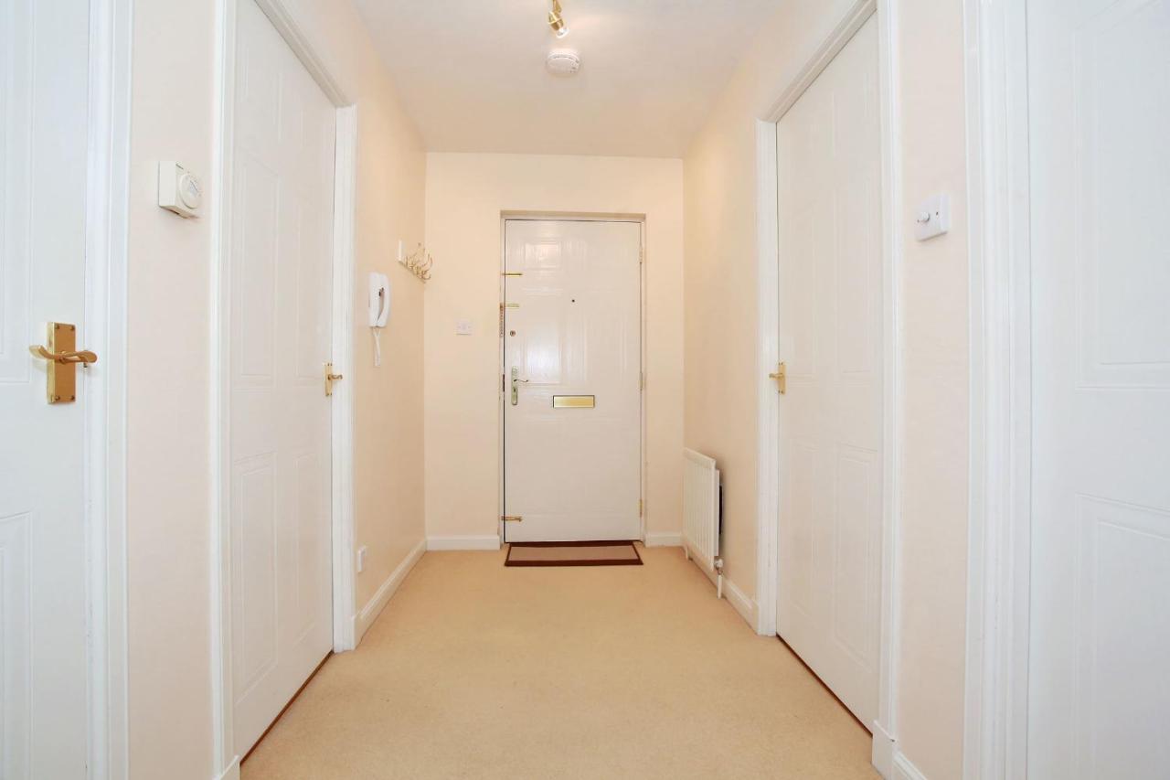 Apartment Fonthill