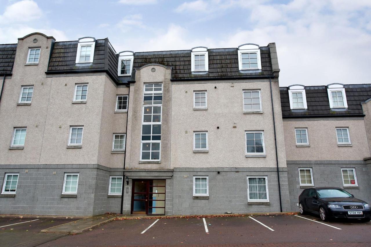 Fonthill Apartment *
