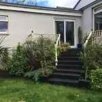 2 Redmoss Walk