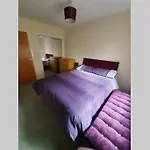 Aberdeen City Apartment Close To The Beach!