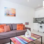 1 & 3 Bedroom Apt By Sensational Stay Serviced Accommodation - Adelphi Suites