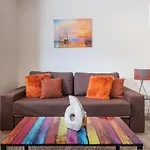 1 & 3 Bedroom Apt By Sensational Stay Serviced Accommodation - Adelphi Suites