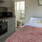 Vion Apartment - King Suites