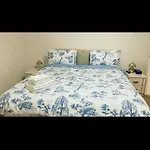 Heart Of Aberdeen City Centre 3 Bedrooms Apartment
